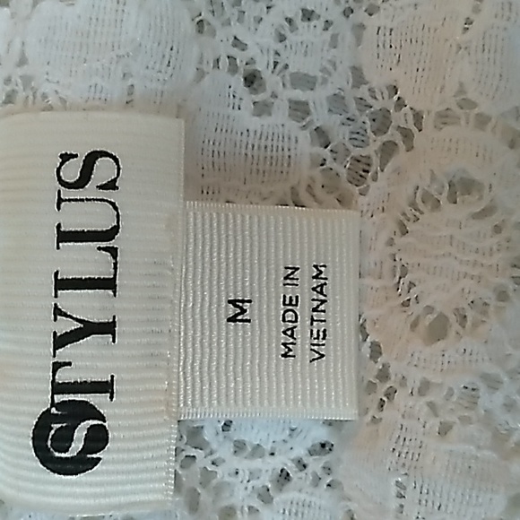 Stylus White Lace Medium Short Sleeve Top - Picture 6 of 6
